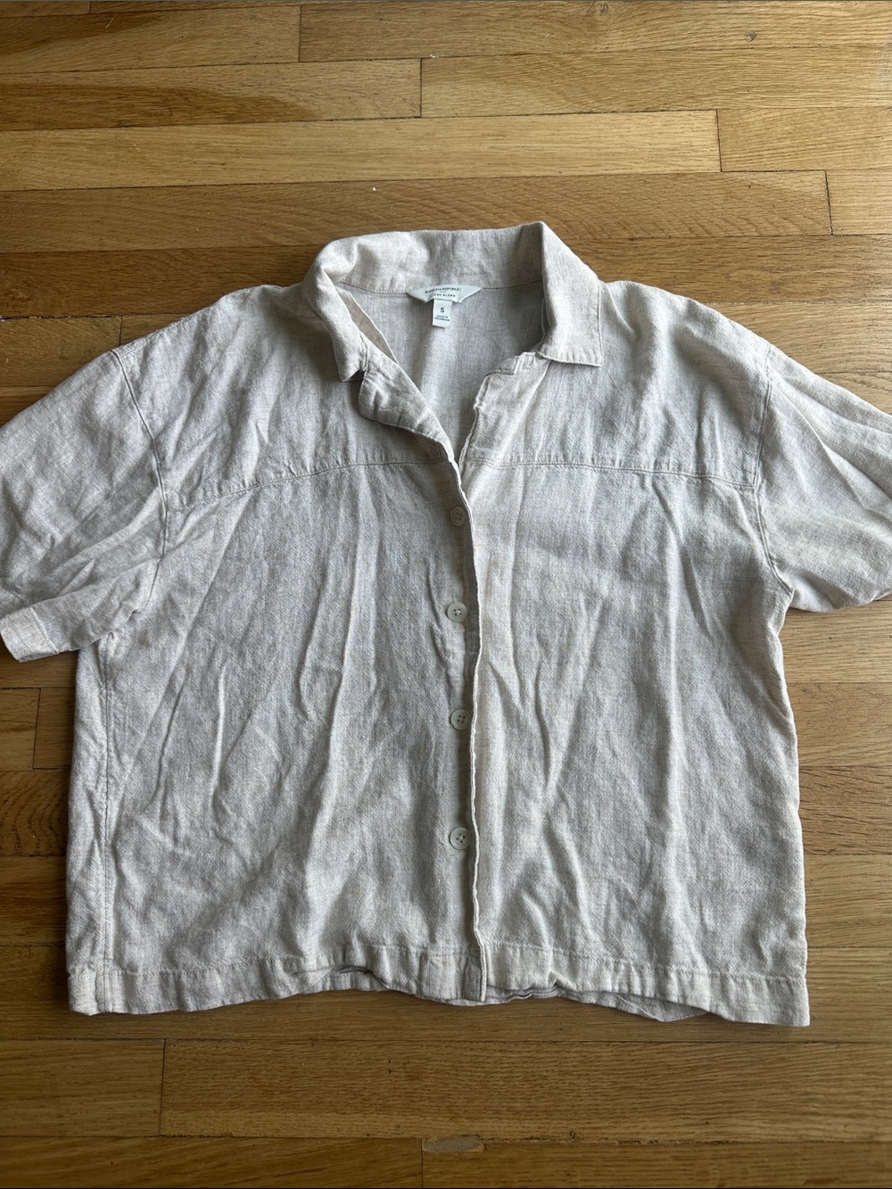 Banana Republic Bundle Two Crop shirt - Picture 5 of 8